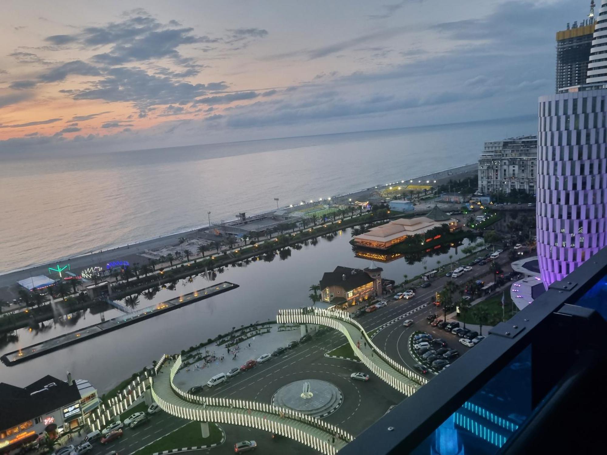 Ferienwohnung Panorama Orbicity Batumi Exterior foto